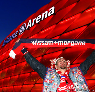 bas voila merci  mon prénom et sur le stad arena